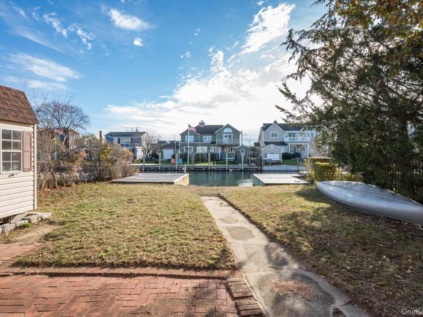 68 Stuart Avenue, Amityville NY 11701