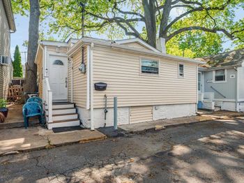 133B Edgewater Park