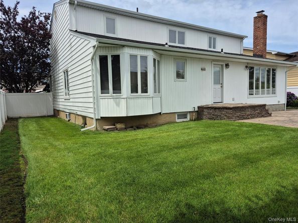 2418 Knob Hill Drive, North Bellmore NY 11710