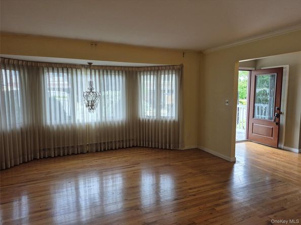 2418 Knob Hill Drive, North Bellmore NY 11710
