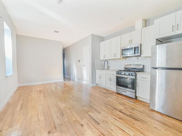 2243 Bathgate Ave, Bronx NY 10457