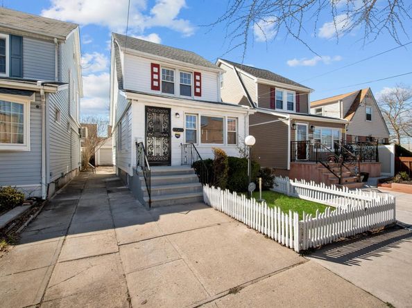 116-10 140 Street, South Ozone Park NY 11436
