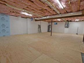 103 Silver Beech Lane, Calverton NY 11933