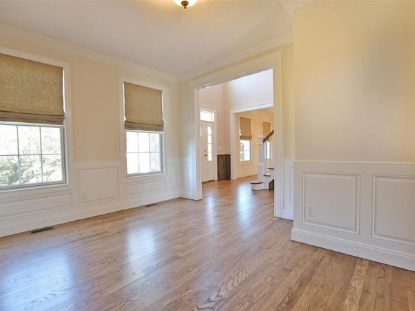 103 Silver Beech Lane, Calverton NY 11933
