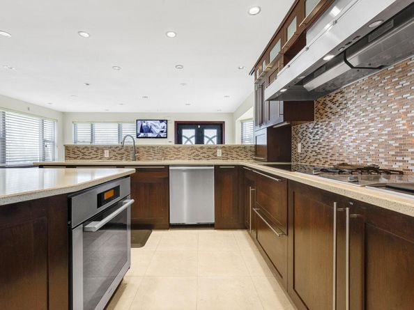 83-18 58th Avenue, Middle Village NY 11379