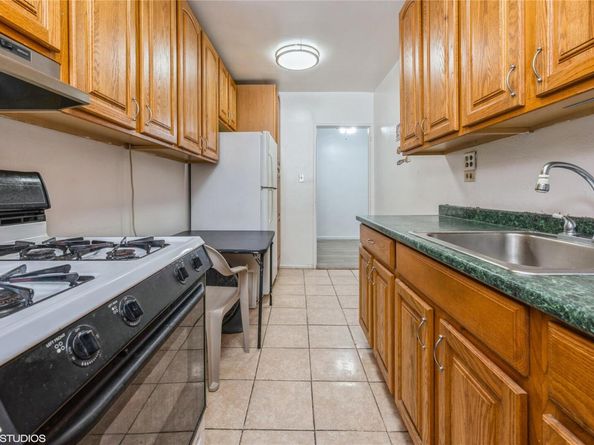 745 E 231 Street 4A, Bronx NY 10466