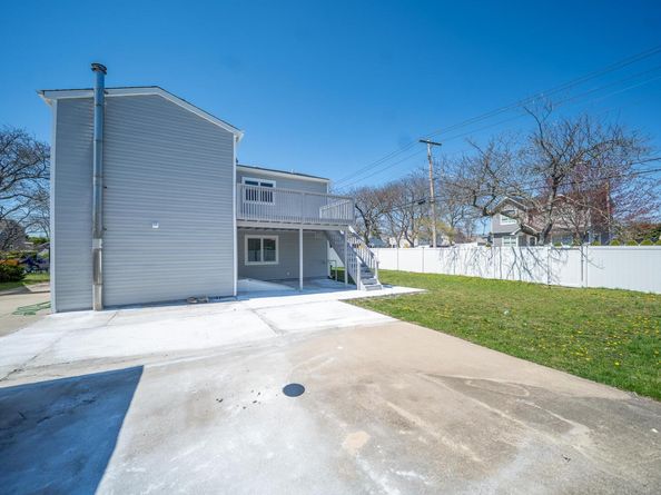 2395 Mermaid Avenue, Wantagh NY 11793