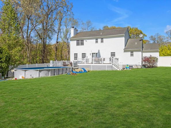 7 Karen Court, Wading River NY 11792