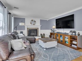 7 Karen Court, Wading River NY 11792