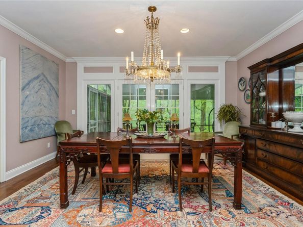 1 Canaan Circle, South Salem NY 10590