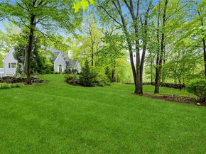 1 Canaan Circle, South Salem NY 10590