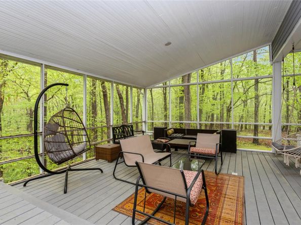 1 Canaan Circle, South Salem NY 10590