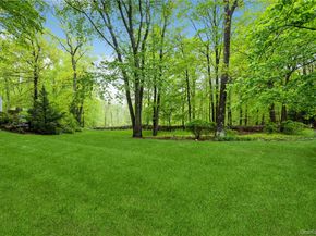 1 Canaan Circle, South Salem NY 10590