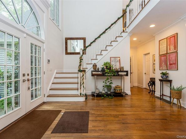 1 Canaan Circle, South Salem NY 10590