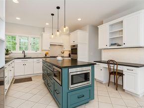 1 Canaan Circle, South Salem NY 10590