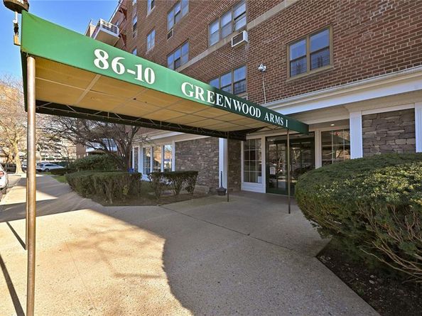86-10 151 Avenue 4G, Howard Beach NY 11414
