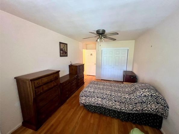 86-10 151 Avenue 4G, Howard Beach NY 11414