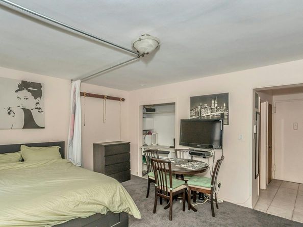 200 Corbin Place 3R, Brooklyn NY 11235