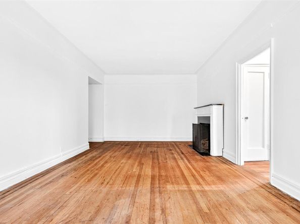 43 Calton Road 2J, New Rochelle NY 10804