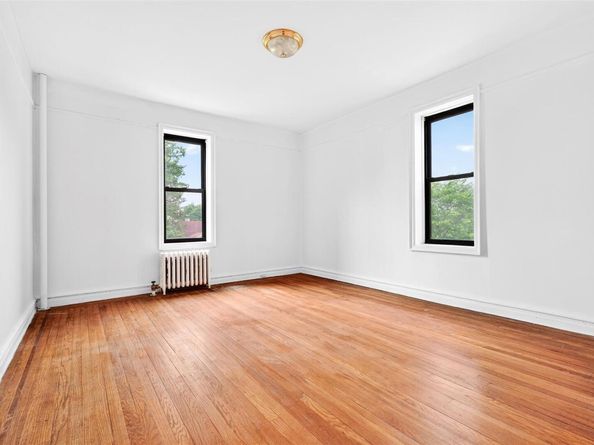 43 Calton Road 2J, New Rochelle NY 10804