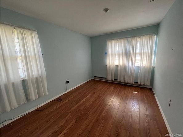 46 Freedom Lane, Coram NY 11727