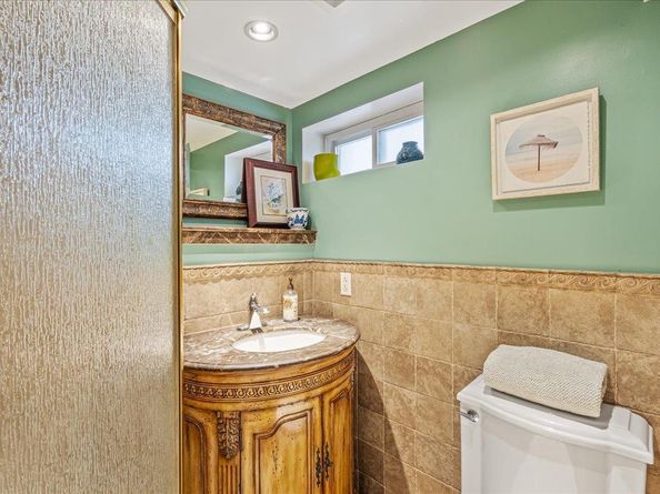 264-47 Grand Central Parkway, Flushing NY 11362
