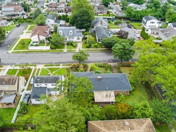 59 Hewlett Point Avenue, East Rockaway NY 11518