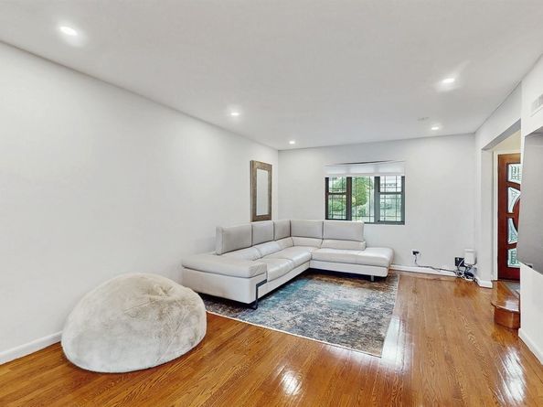 17 Arthur Place, Yonkers NY 10701