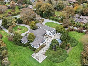 22 Bayfield Lane, Westhampton Beach NY 11978