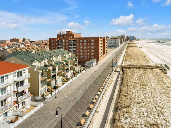 428 Oceanfront, Long Beach NY 11561