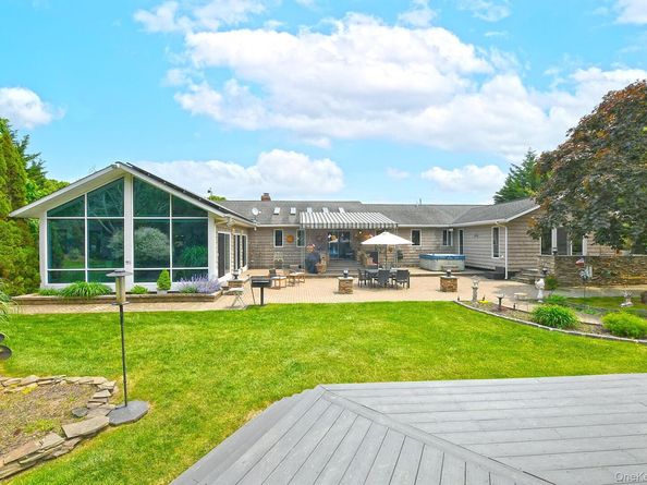 64 Champlin Avenue, Bellport NY 11713