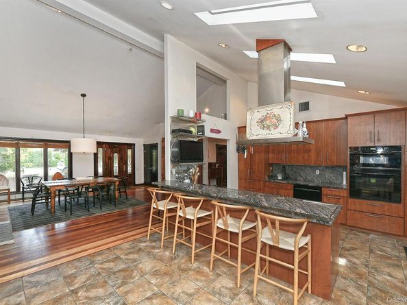 64 Champlin Avenue, Bellport NY 11713