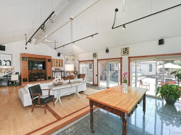 64 Champlin Avenue, Bellport NY 11713