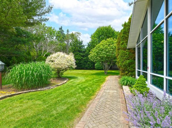 64 Champlin Avenue, Bellport NY 11713