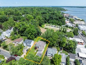 53 Vista Hill Road, Great Neck NY 11021