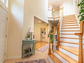 53 Vista Hill Road, Great Neck NY 11021