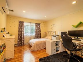 53 Vista Hill Road, Great Neck NY 11021