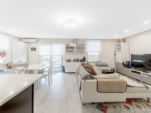 4300 Atlantic Avenue 4, Brooklyn NY 11224