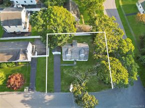 2 Brushwood Drive, Shirley NY 11967