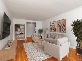 195 N Village Avenue G2, Rockville Centre NY 11570