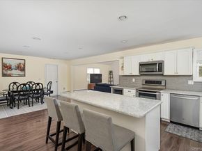 1 Park Court, Smithtown NY 11787