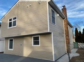 275 Beachview Street, Copiague NY 11726