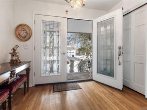 20 Old Farm Road, Scarsdale NY 10583