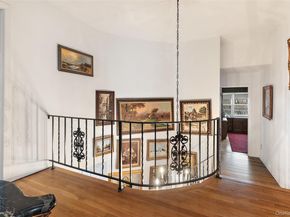 20 Old Farm Road, Scarsdale NY 10583