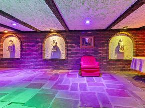 20 Old Farm Road, Scarsdale NY 10583