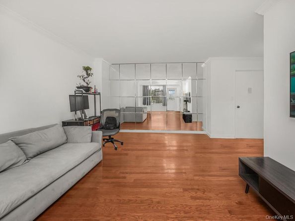 5700 Arlington Avenue 1D, Bronx NY 10471