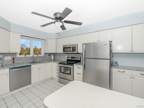 24 Brooktree Circle, Lindenhurst NY 11757