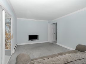 24 Brooktree Circle, Lindenhurst NY 11757