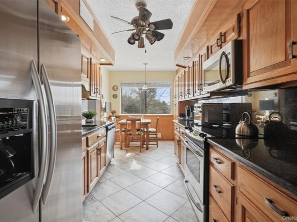 243 Heritage Hills Drive B, Somers NY 10589