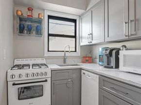 65 W Broadway 6A, Long Beach NY 11561